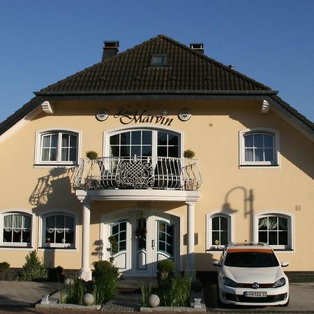 فندق Haus Marvin Dottingen  المظهر الخارجي الصورة